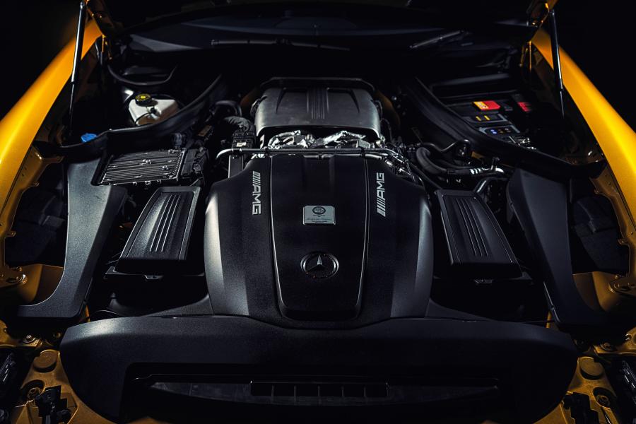  Mercedes-AMG GT S 2015 года  (UK) (фото 25 из 30)